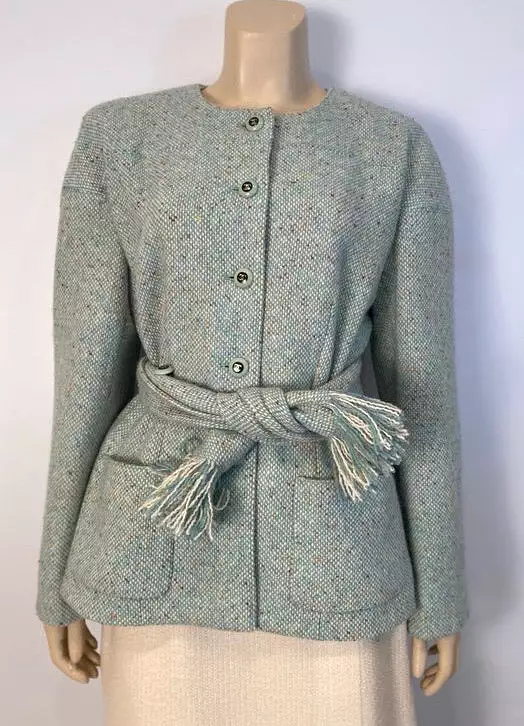 Chanel Pastel Green Wool Tweed Jacket with removable Scarf US 4/6/8