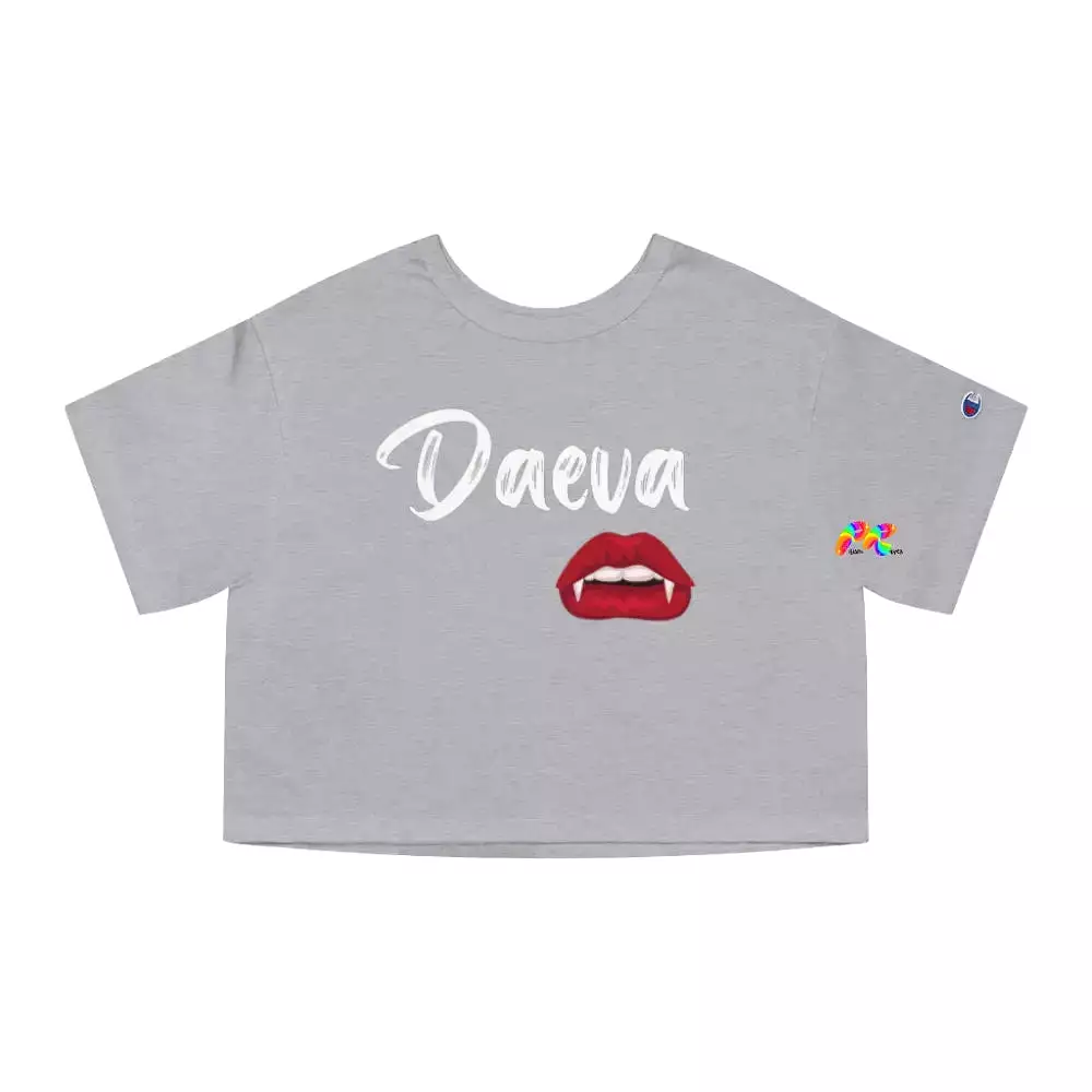 Daeva With Vampire Teeth Champion Cropped T-Shirt