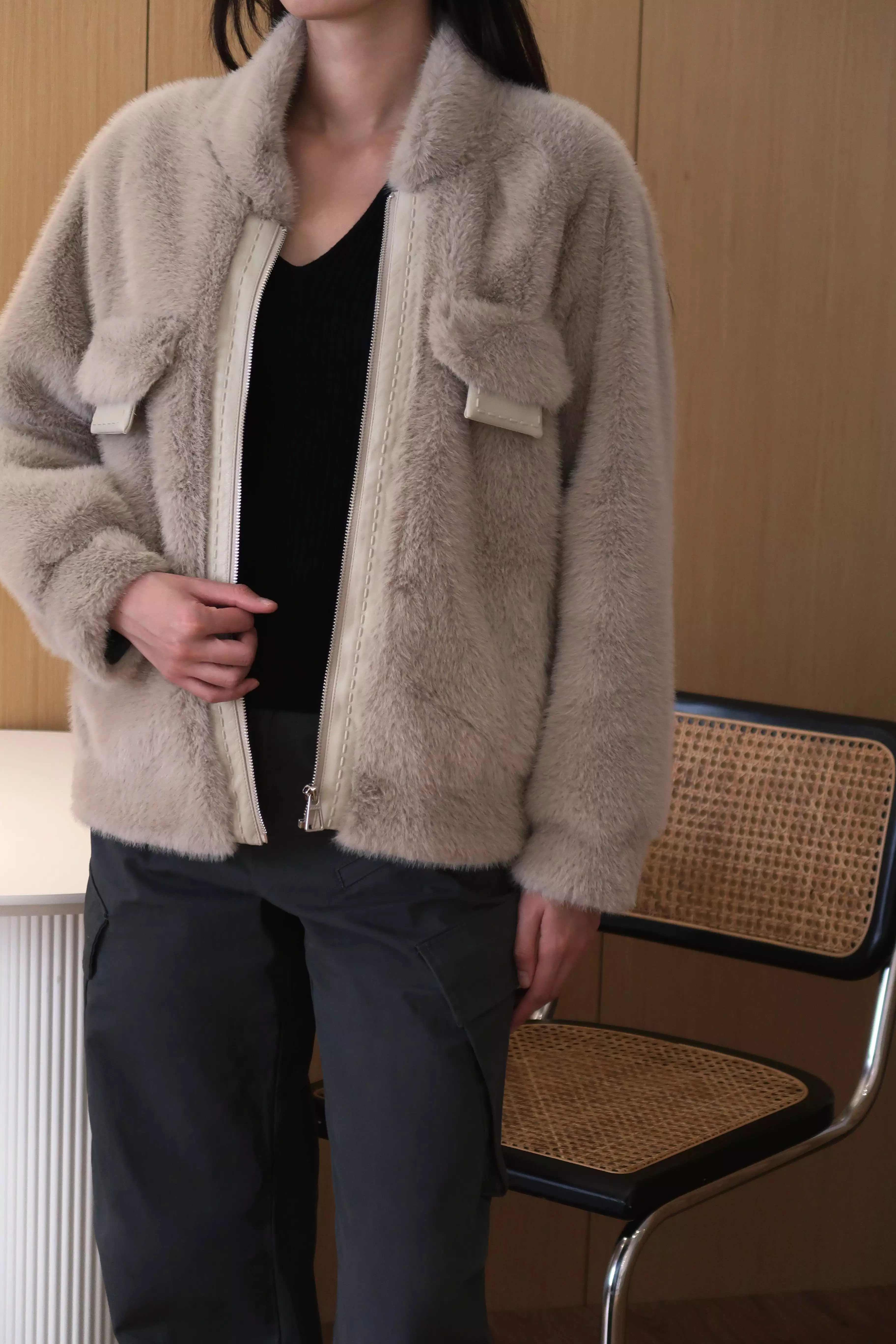 Magnificent feeling faux fur jacket