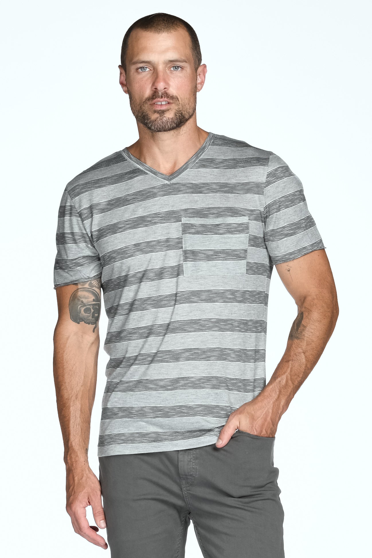 Men's Princeton Wide Pocket V-Neck Stripe Tee