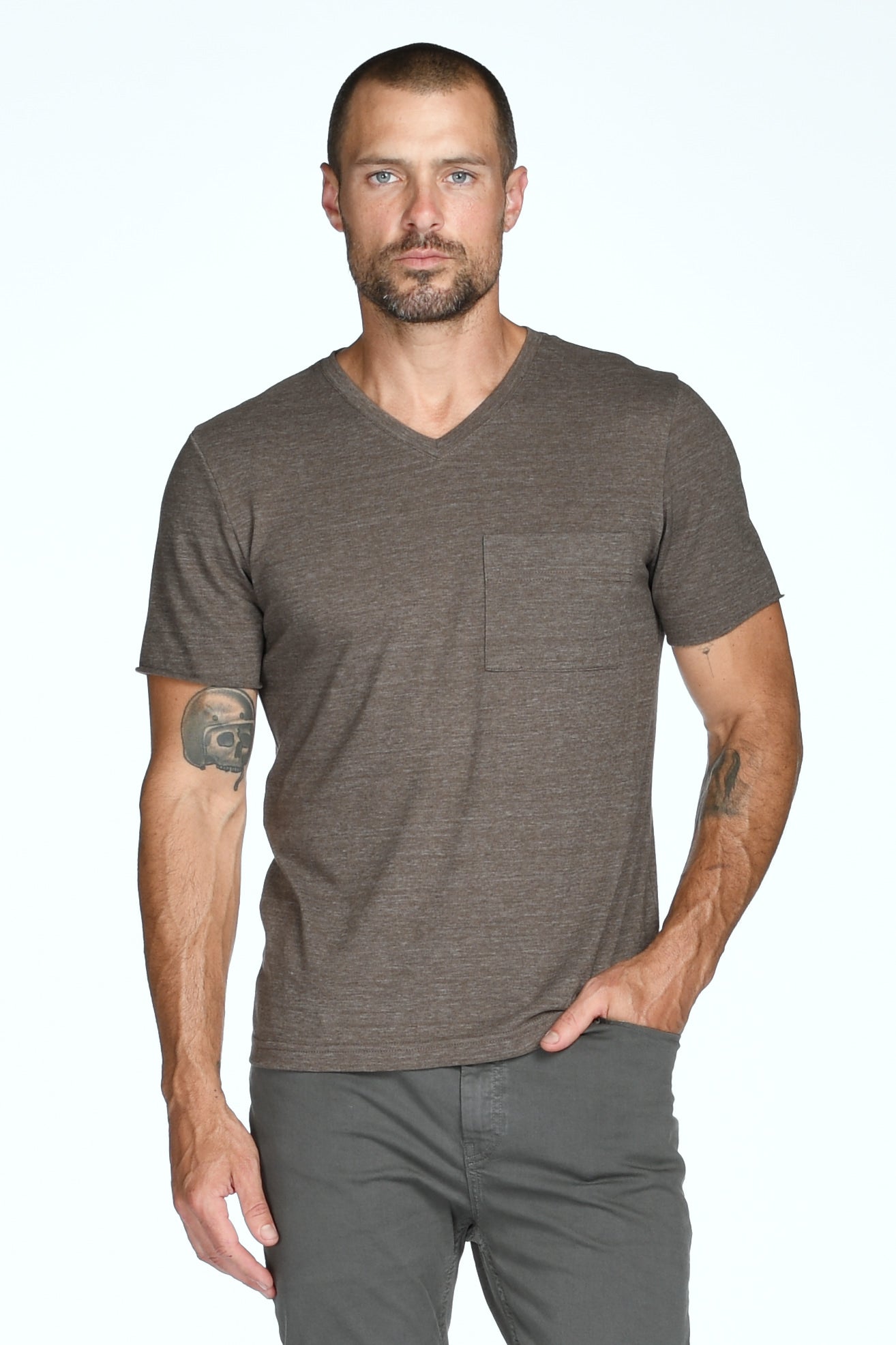 Men's Princeton Wide Pocket V-Neck Tee