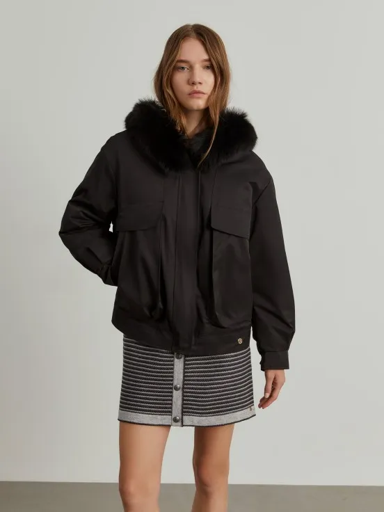 Oversize jacket with fur