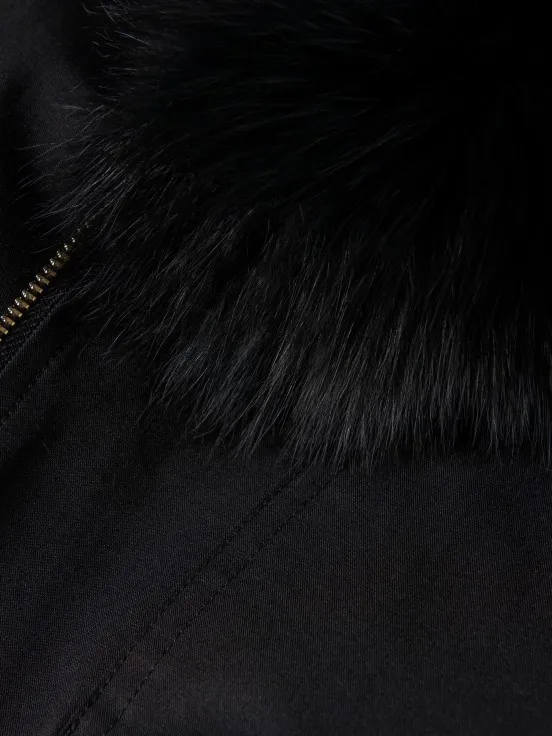 Oversize jacket with fur